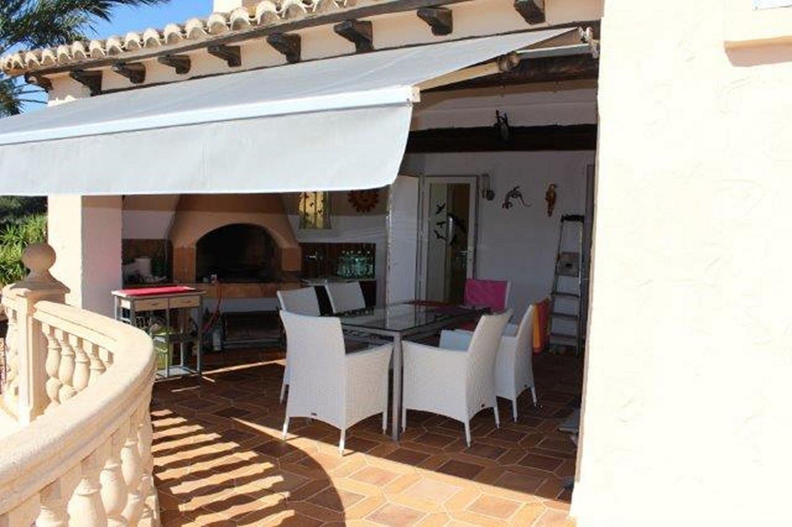 8 soverom Villa til salgs i Moraira med svømmebasseng garasje - € 1 850 000 (Ref: 3486492)