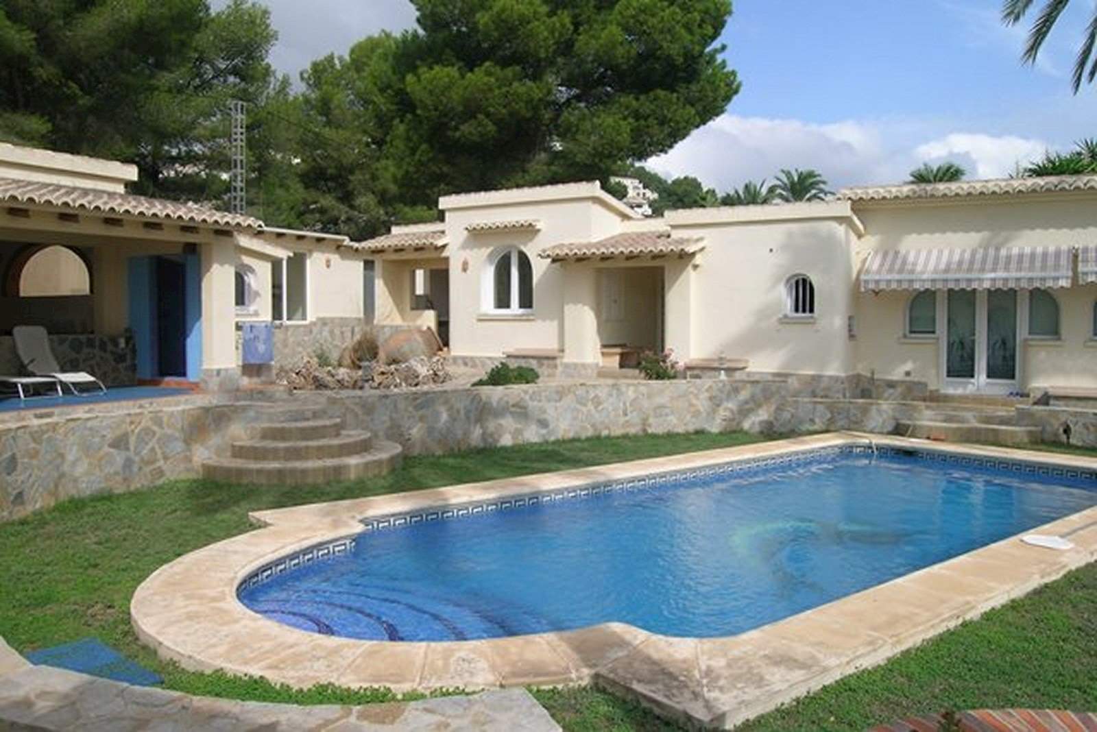 8 soverom Villa til salgs i Moraira med svømmebasseng garasje - € 1 850 000 (Ref: 3486492)