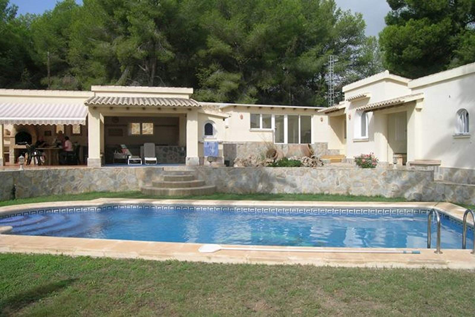 8 soverom Villa til salgs i Moraira med svømmebasseng garasje - € 1 850 000 (Ref: 3486492)
