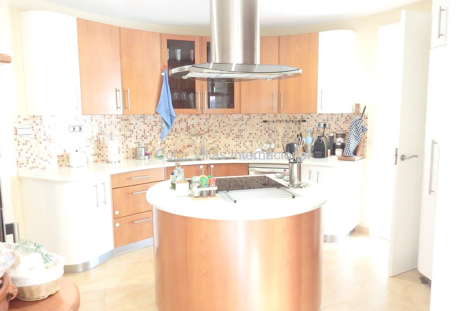 6 makuuhuone Huvila myytävänä paikassa Pedreguer mukana 
autotalli - 799 000 € (Ref: 3486502)