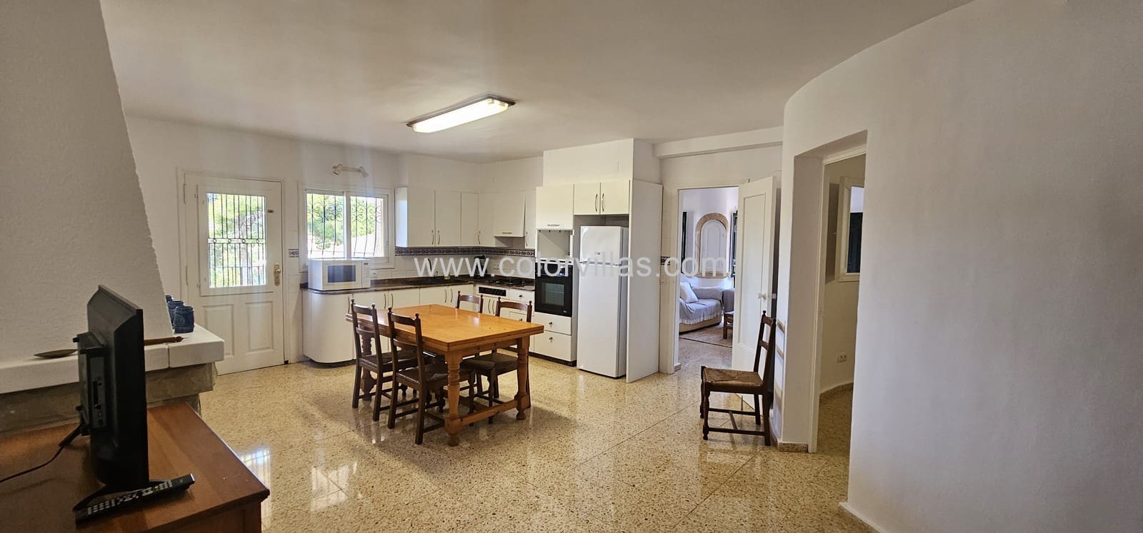 6 bedroom Villa for rent in Pedreguer with pool garage - € 3,700 (Ref: 3486502)