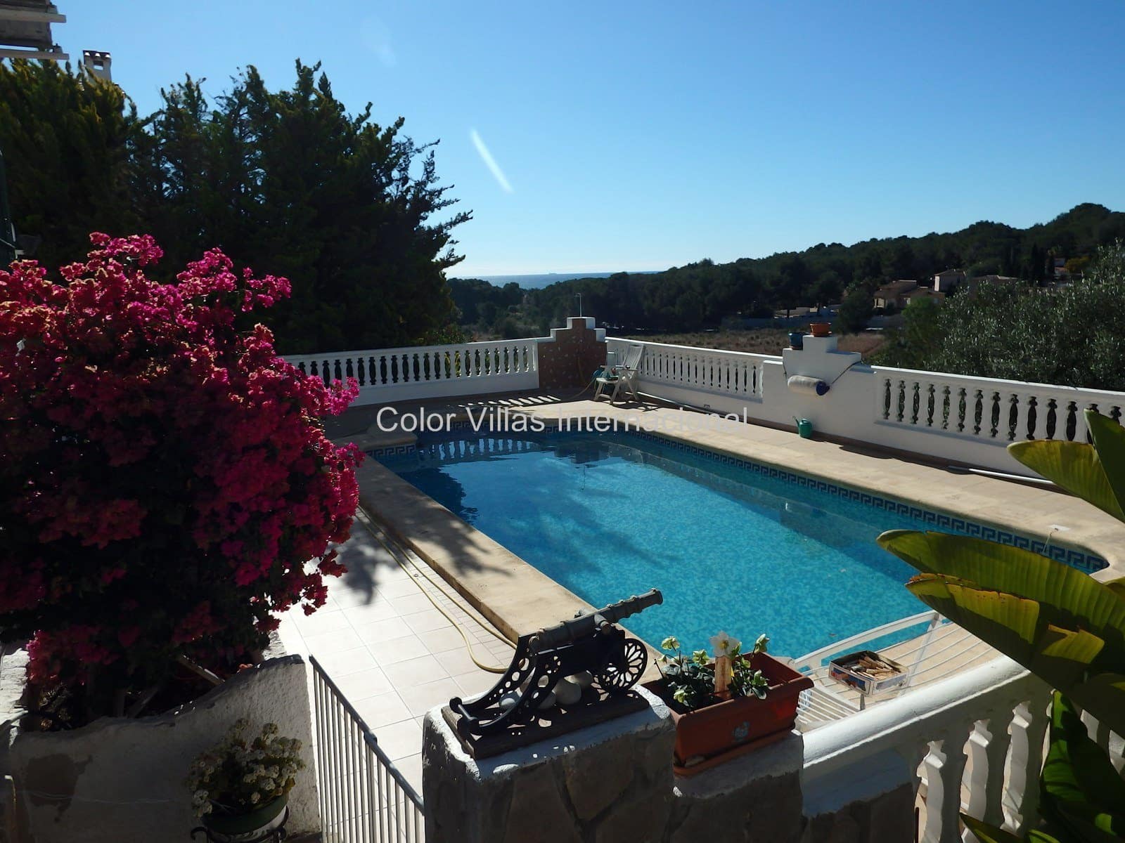 5 makuuhuone Huvila myytävänä paikassa Moraira mukana 
autotalli - 550 000 € (Ref: 3486504)