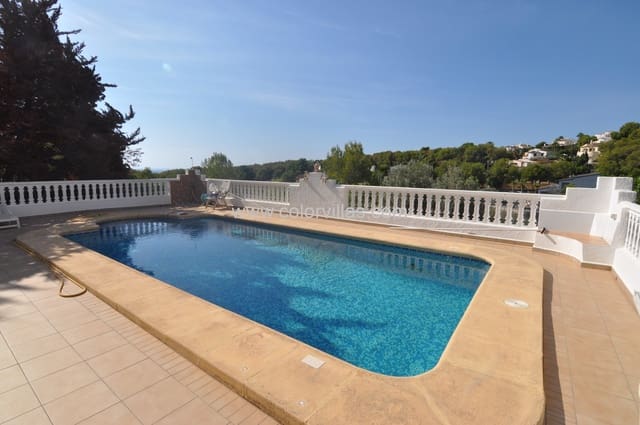 5 makuuhuone Huvila myytävänä paikassa Moraira, Teulada-Moraira mukana 
autotalli - 550 000 € (Ref: 3486504)