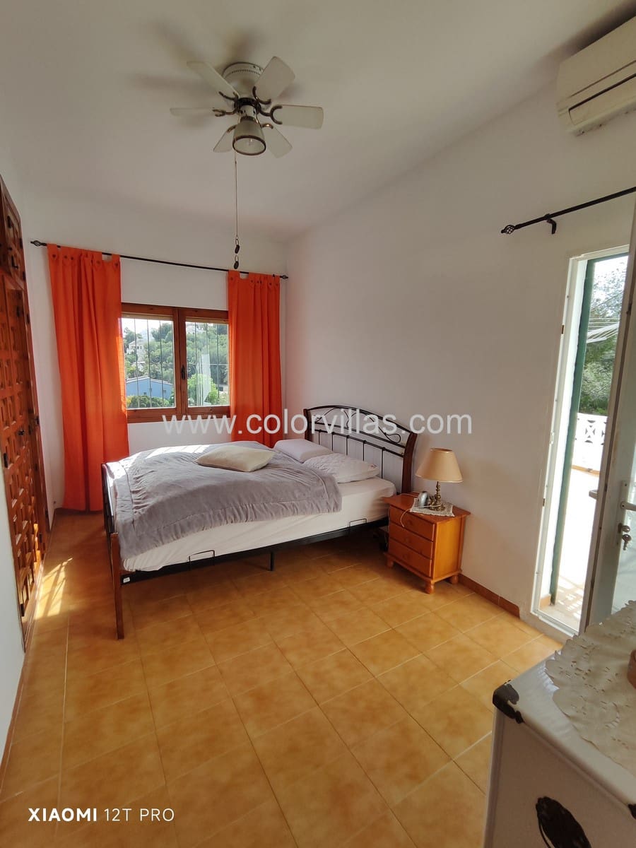 5 soverom Villa til salgs i Moraira med svømmebasseng garasje - € 550 000 (Ref: 3486504)