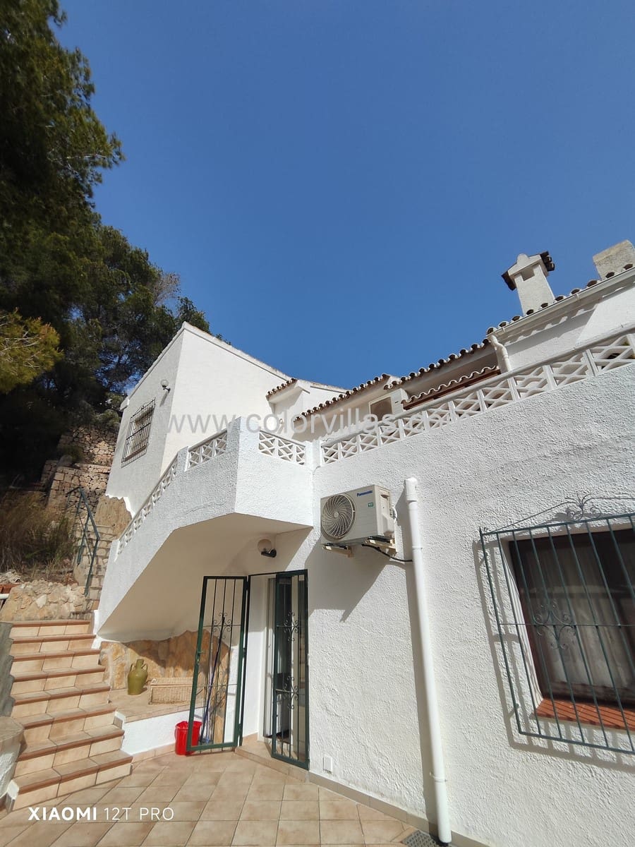 5 soverom Villa til salgs i Moraira med svømmebasseng garasje - € 550 000 (Ref: 3486504)