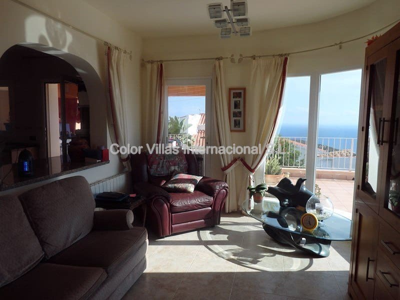 6 Zimmer Villa zu verkaufen in Cumbre del Sol mit Garage - 850.000 € (Ref: 3486538)