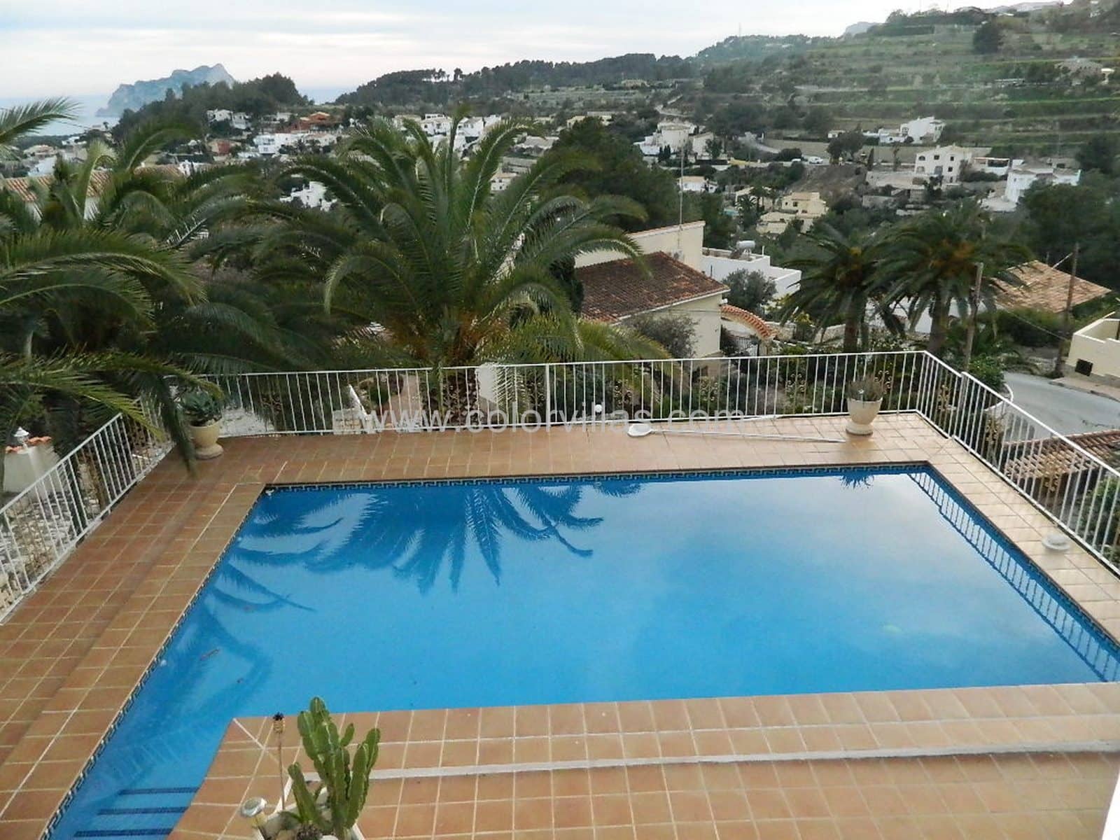 3 bedroom Villa for sale in Montemar with pool garage - € 349,000 (Ref: 3486540)