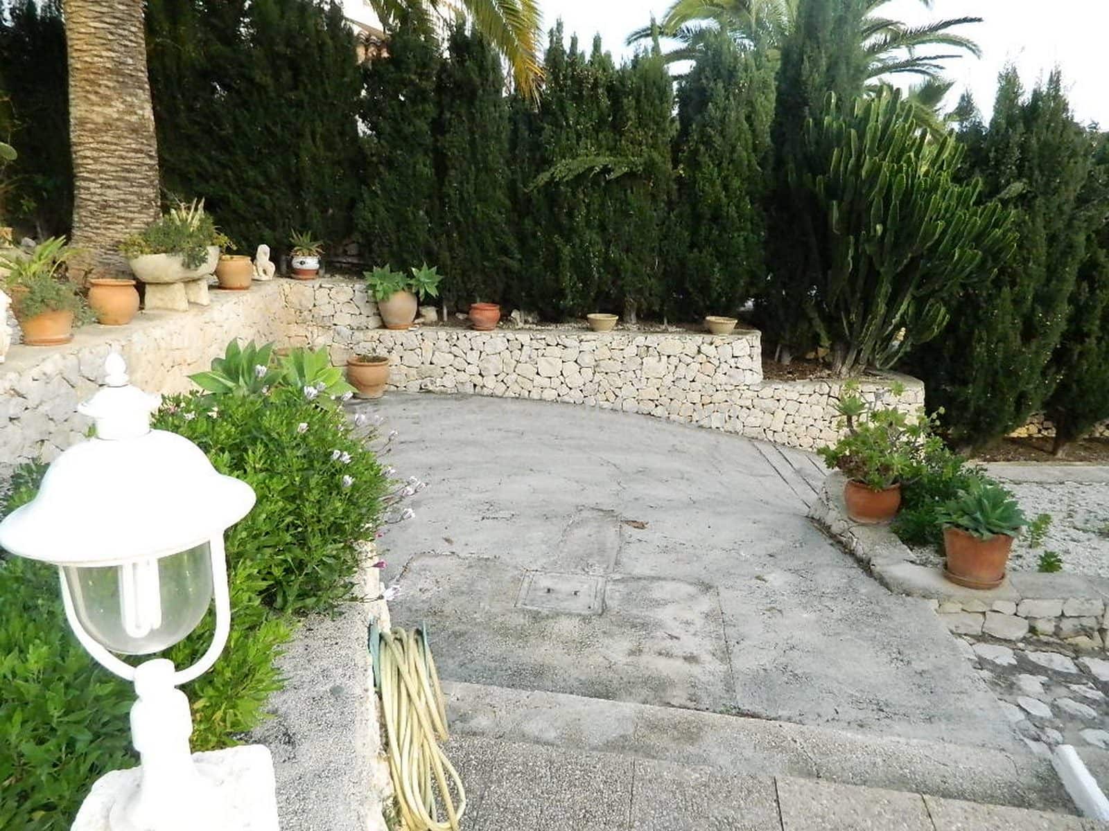 3 bedroom Villa for sale in Montemar with pool garage - € 349,000 (Ref: 3486540)