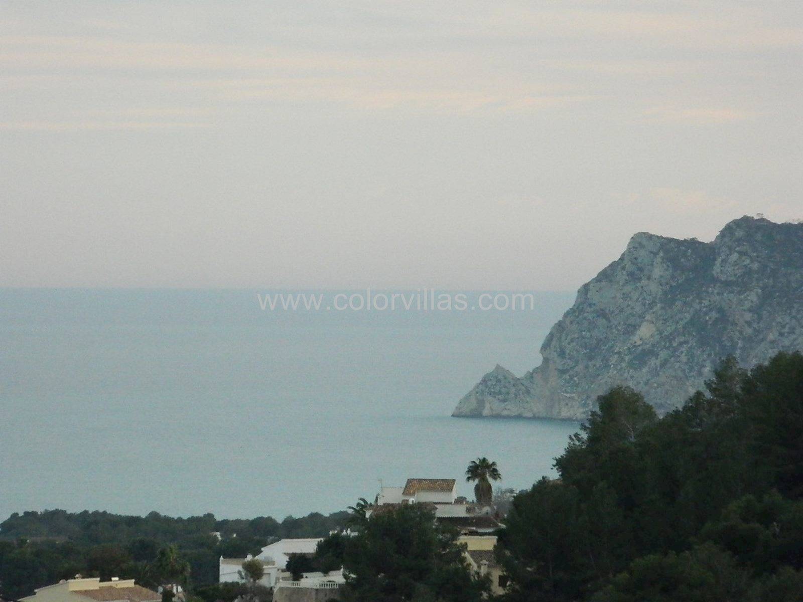 3 bedroom Villa for sale in Montemar with pool garage - € 349,000 (Ref: 3486540)