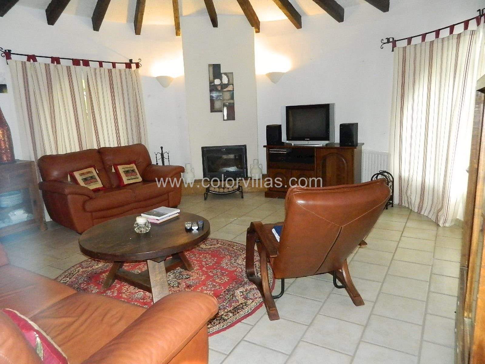 3 bedroom Villa for sale in Montemar with pool garage - € 349,000 (Ref: 3486540)
