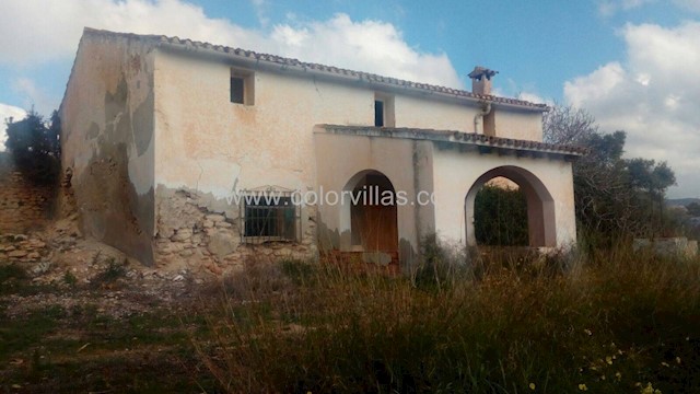 4 soverom Finca/Herregård til salgs i Teulada Pueblo, Teulada-Moraira - € 190 000 (Ref: 3486581)
