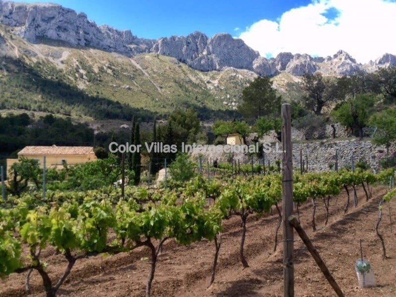 4 slaapkamer Finca/Landhuis te koop in Benissa met garage - € 655.000 (Ref: 3486582)