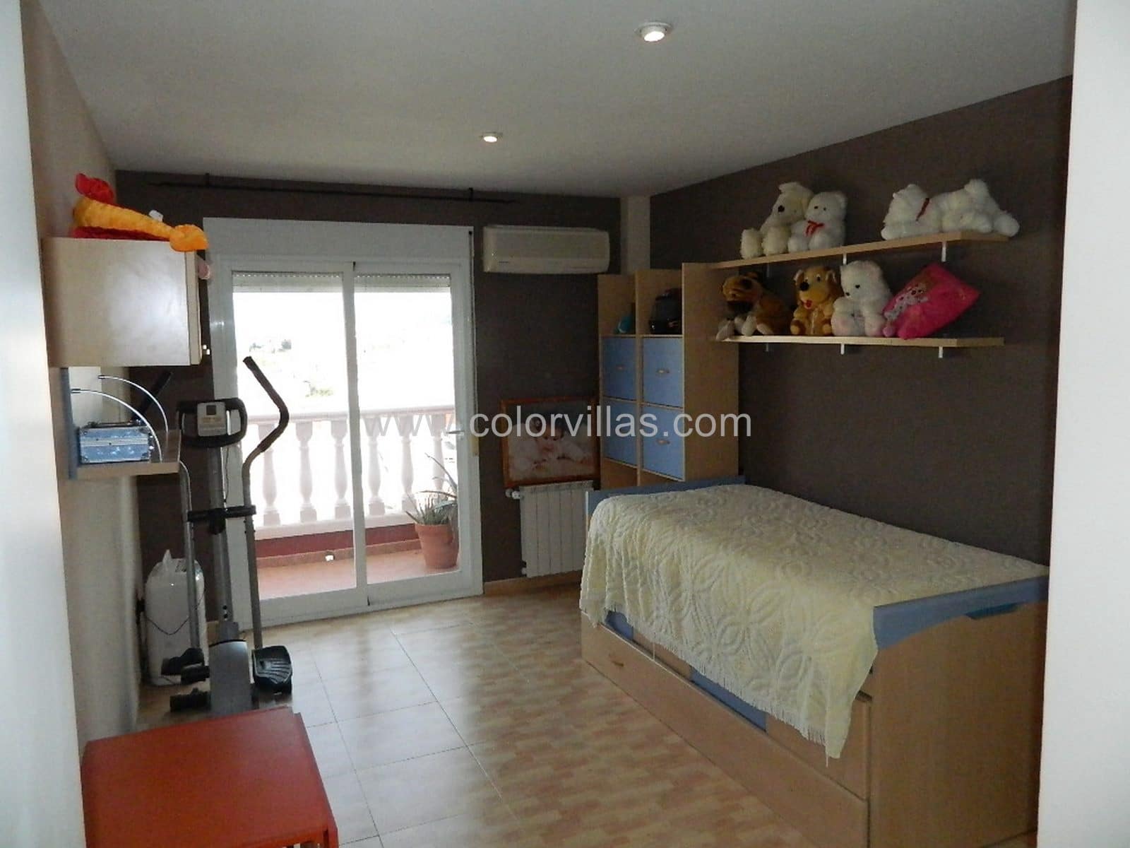 7 bedroom Villa for sale in Benitachell / Benitatxell with garage - € 499,000 (Ref: 3486665)