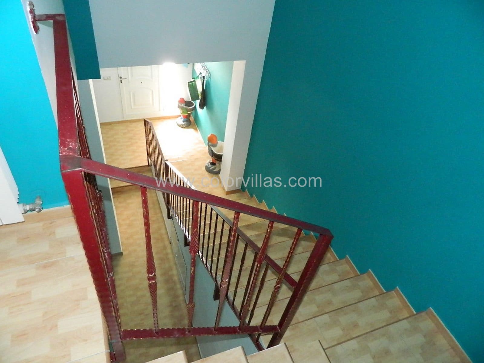 7 bedroom Villa for sale in Benitachell / Benitatxell with garage - € 499,000 (Ref: 3486665)