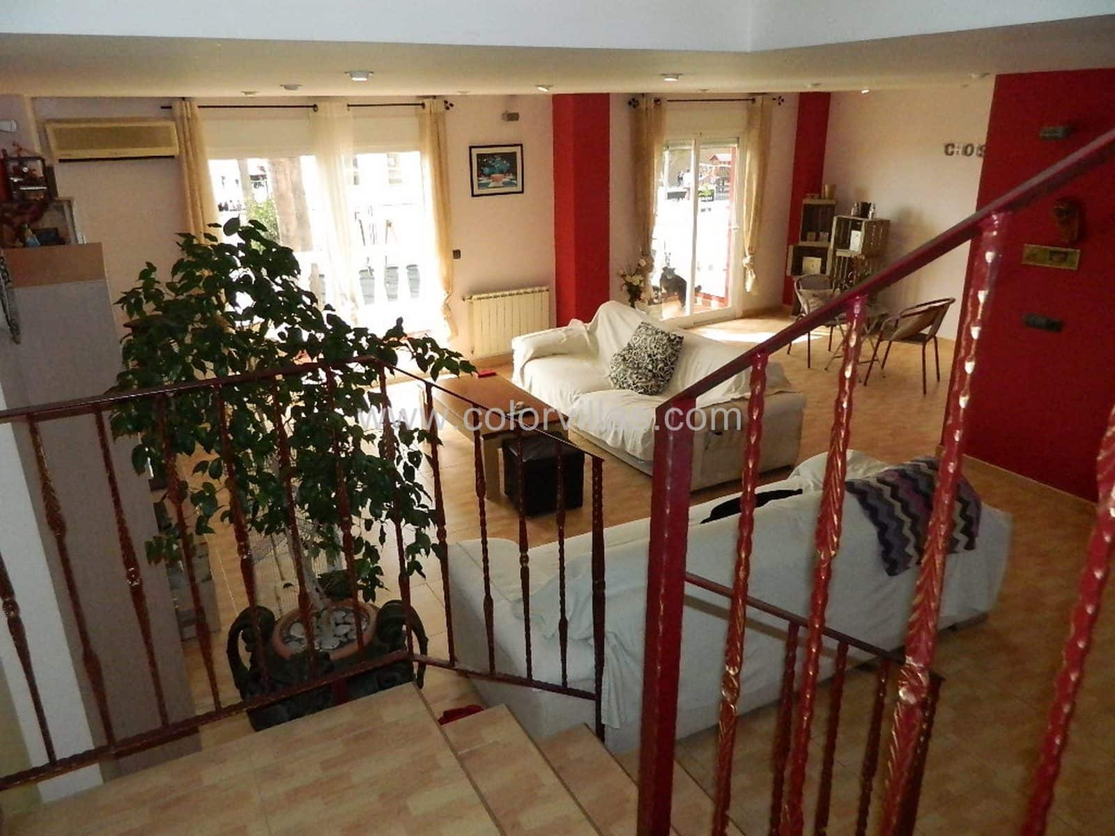 7 bedroom Villa for sale in Benitachell / Benitatxell with garage - € 499,000 (Ref: 3486665)