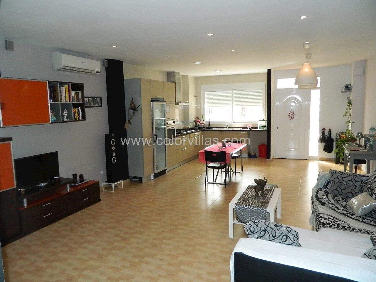 7 bedroom Villa for sale in Benitachell / Benitatxell with garage - € 499,000 (Ref: 3486665)