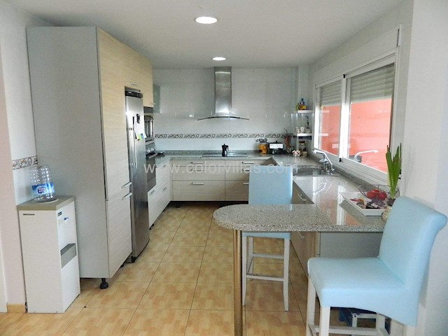 7 bedroom Villa for sale in Benitachell / Benitatxell with garage - € 499,000 (Ref: 3486665)