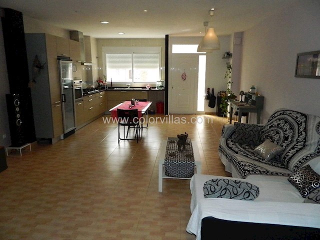 7 bedroom Villa for sale in Benitachell / Benitatxell with garage - € 499,000 (Ref: 3486665)