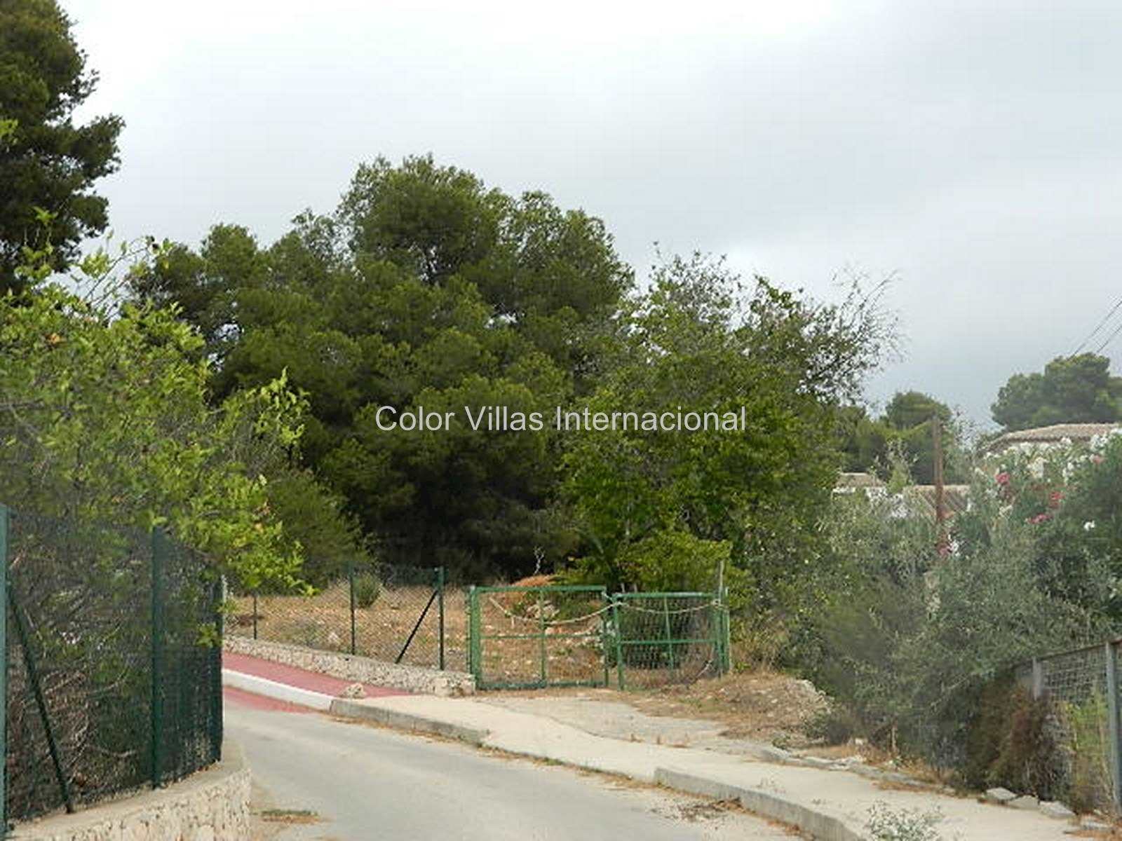 Działka budowlana na sprzedaż w Moraira - 220 000 € (Ref: 3486716)