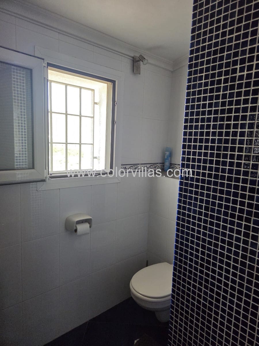 4 bedroom Villa for sale in Benissa - € 654,000 (Ref: 9414627)