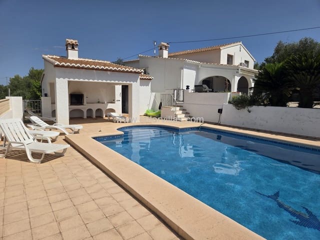 4 bedroom Villa for sale in Benissa - € 654,000 (Ref: 9414627)