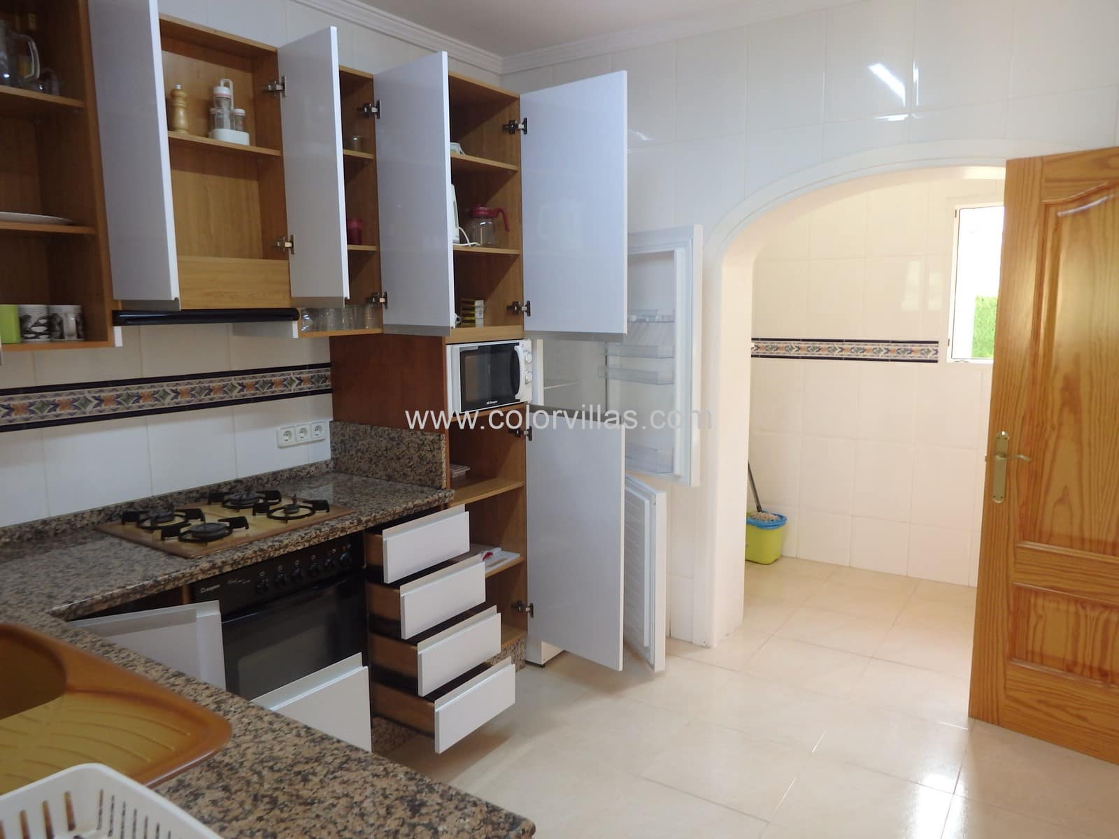 4 bedroom Villa for rent in Moraira with garage - € 2,700 (Ref: 9414630)
