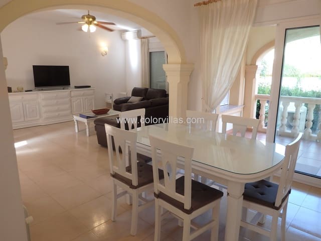 4 soveværelse Villa til leje i Moraira, Teulada-Moraira med garage - € 2.700 (Ref: 9414630)