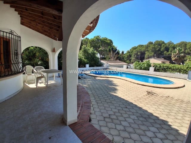 Chalet de 3 habitaciones en Moraira, Teulada-Moraira en venta con garaje - 599.000 € (Ref: 9414631)