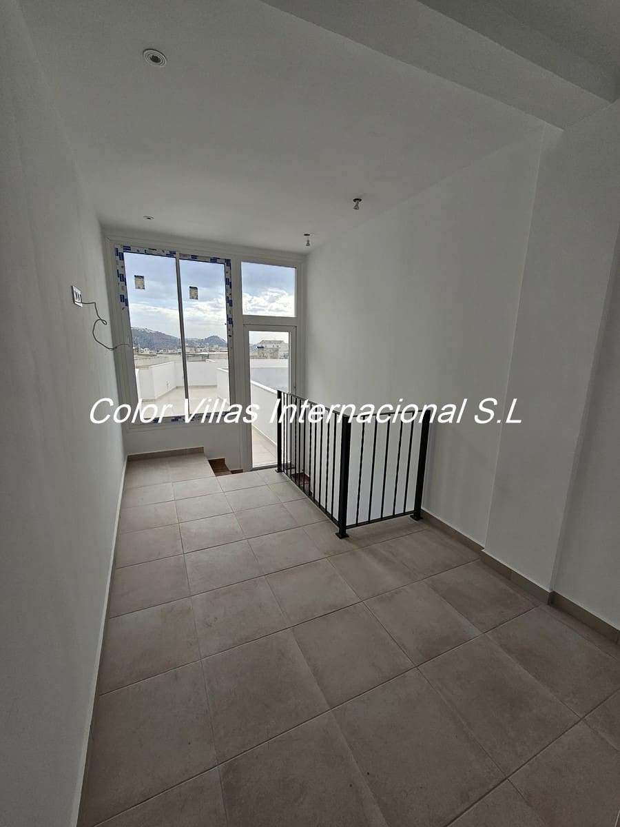 3 soverom Hus til salgs i Benitachell / Benitatxell med svømmebasseng - € 349 000 (Ref: 9414634)