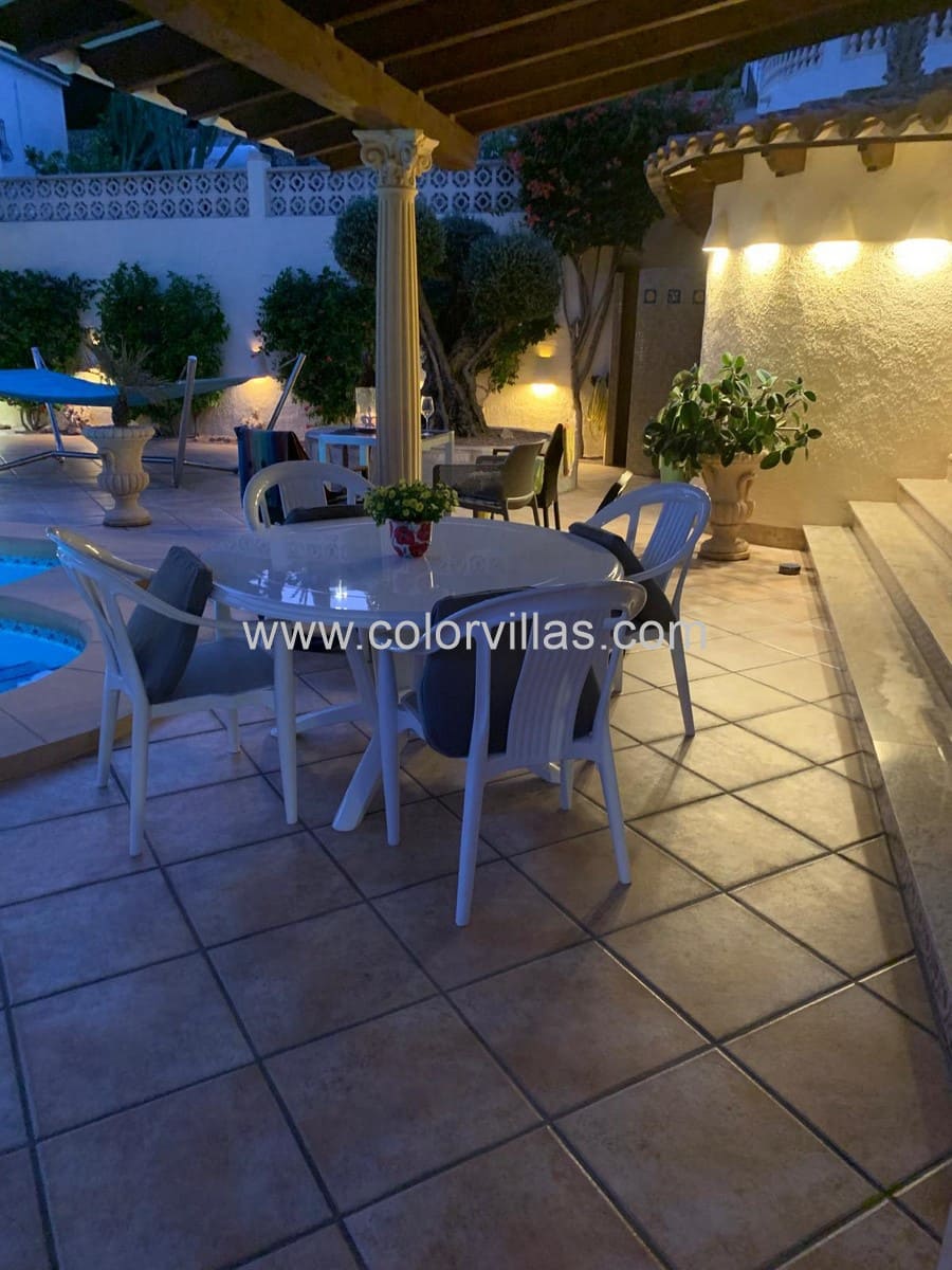 Chalet de 3 habitaciones en Moraira en venta con garaje - 795.000 € (Ref: 9414635)