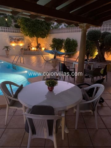 Chalet de 3 habitaciones en Moraira, Teulada-Moraira en venta con garaje - 849.000 € (Ref: 9414635)