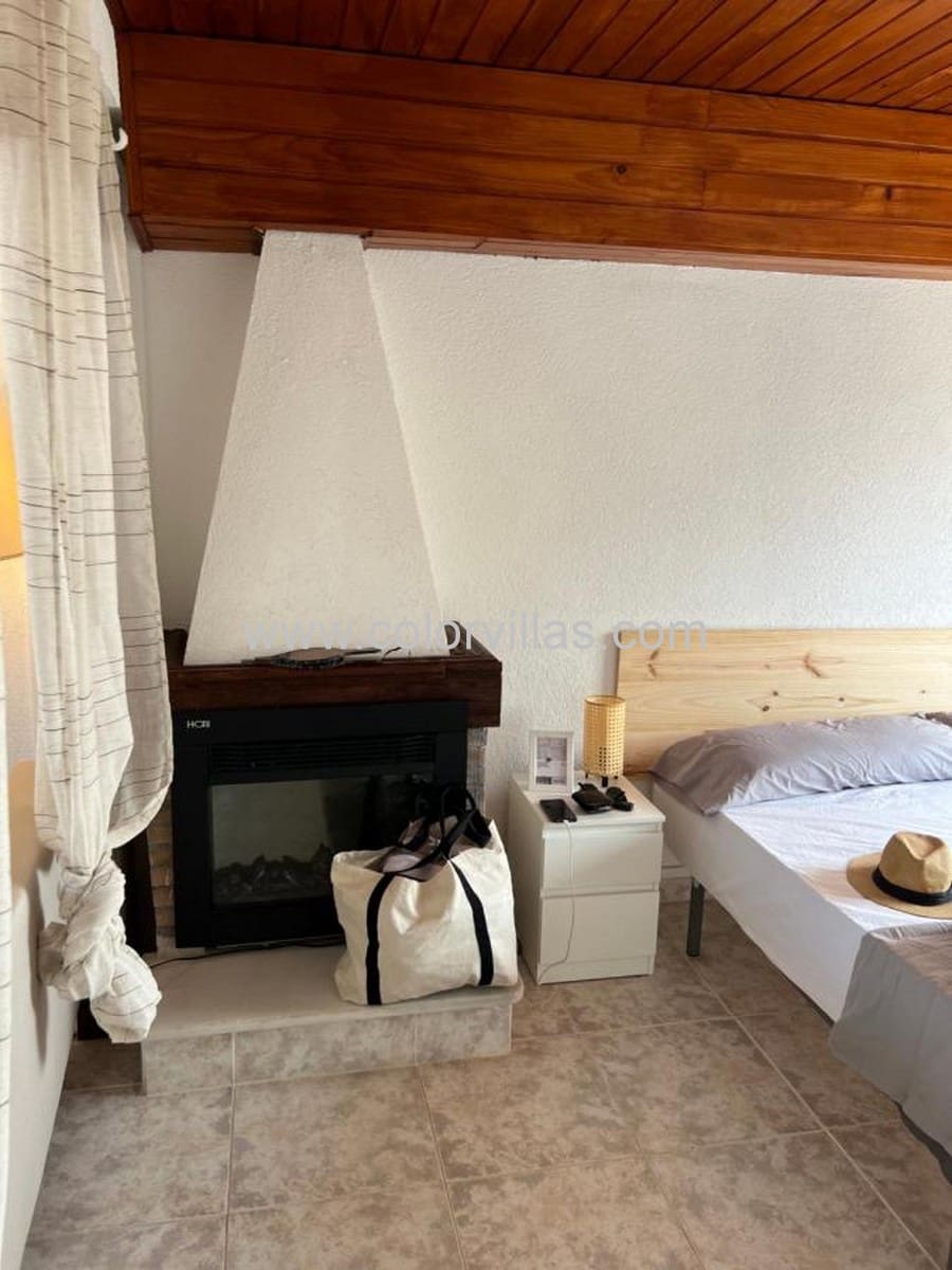 2 bedroom Apartment for sale in Denia with garage - € 191,000 (Ref: 9414639)