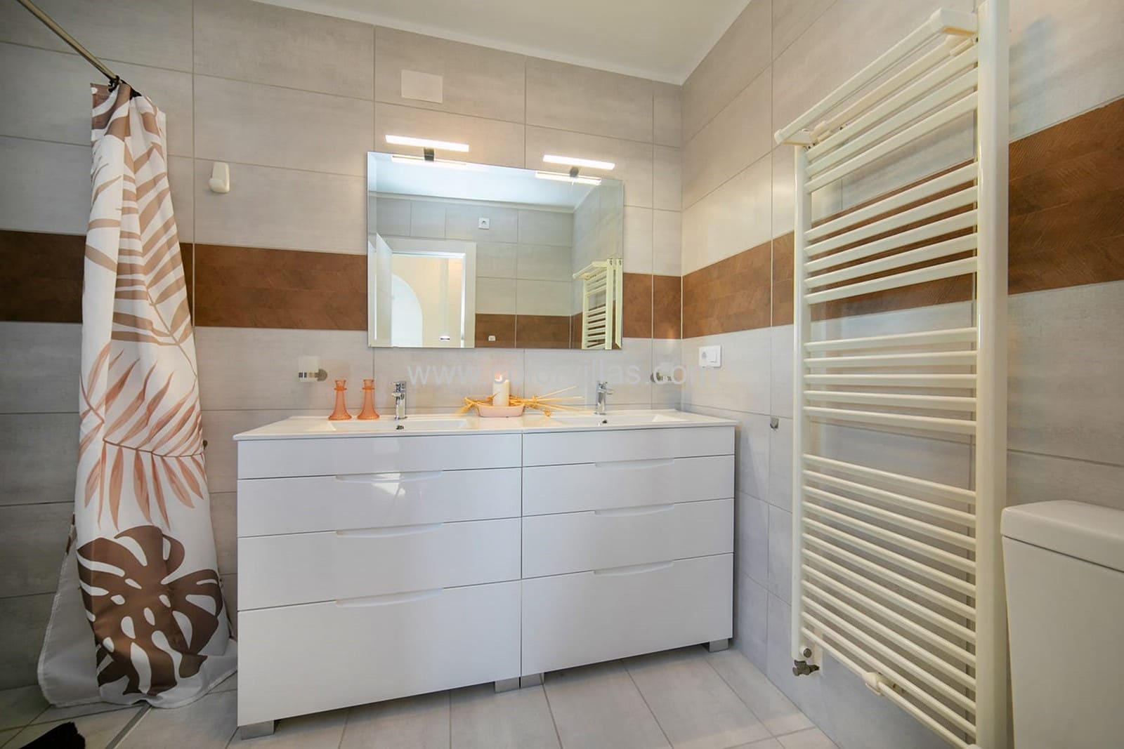 Chalet de 6 habitaciones en Moraira en venta con garaje - 799.500 € (Ref: 9414640)