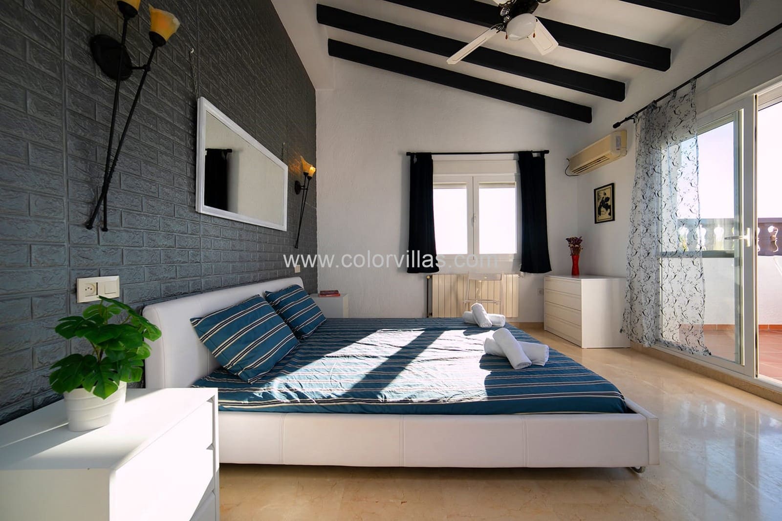 Chalet de 6 habitaciones en Moraira en venta con garaje - 799.500 € (Ref: 9414640)