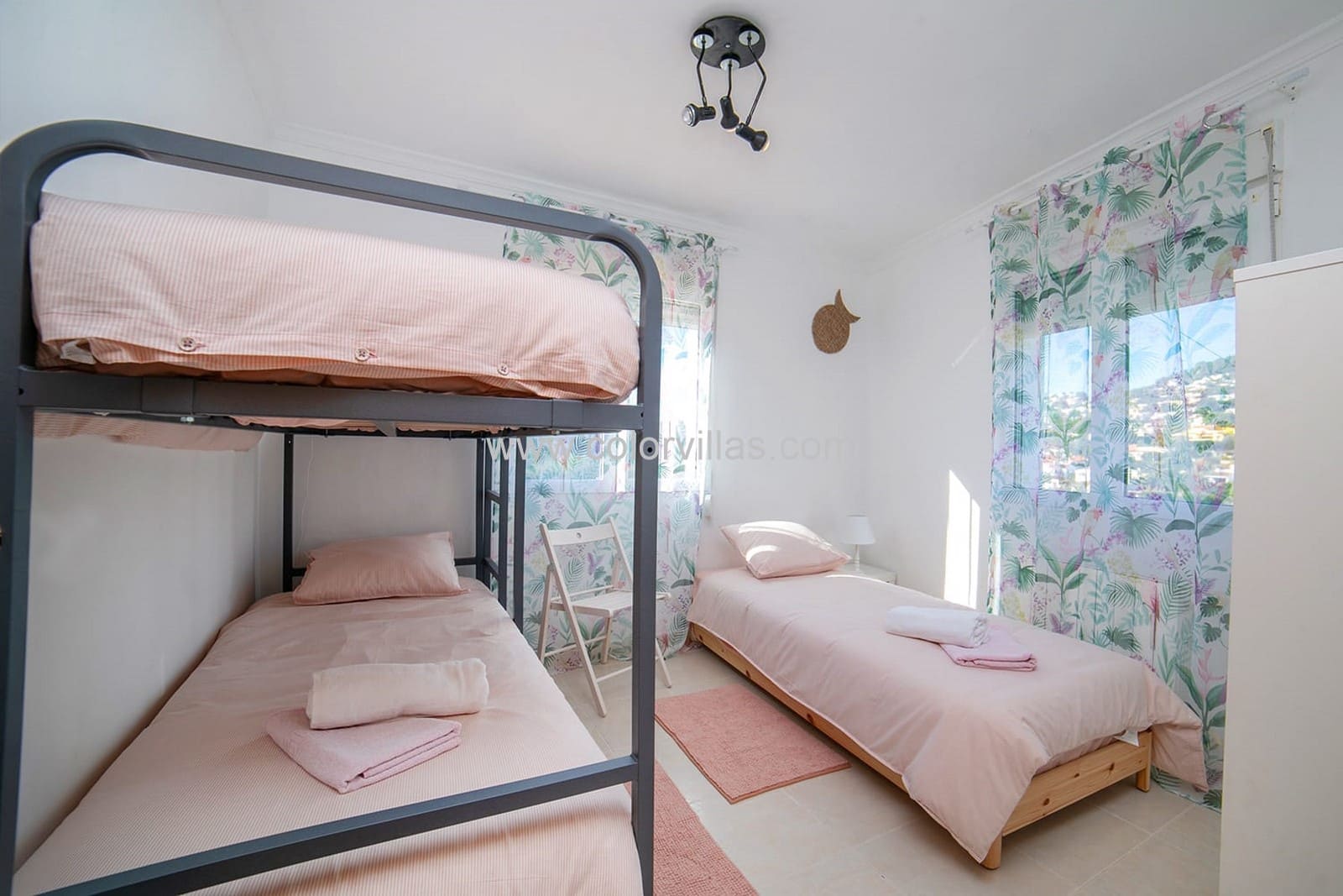 Chalet de 6 habitaciones en Moraira en venta con garaje - 799.500 € (Ref: 9414640)