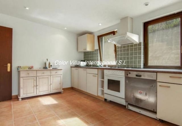 6 makuuhuone Maalaistalo myytävänä paikassa Benissa mukana uima-altaan 
autotalli - 995 000 € (Ref: 9414644)