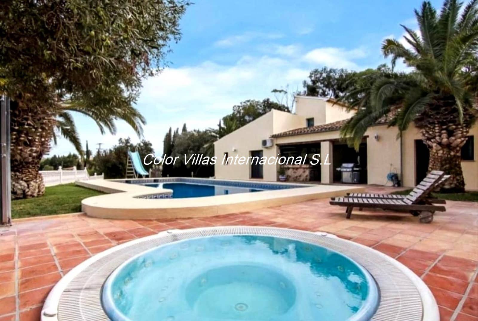 6 makuuhuone Maalaistalo myytävänä paikassa Benissa mukana uima-altaan 
autotalli - 995 000 € (Ref: 9414644)