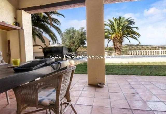 6 makuuhuone Maalaistalo myytävänä paikassa Benissa mukana uima-altaan 
autotalli - 995 000 € (Ref: 9414644)