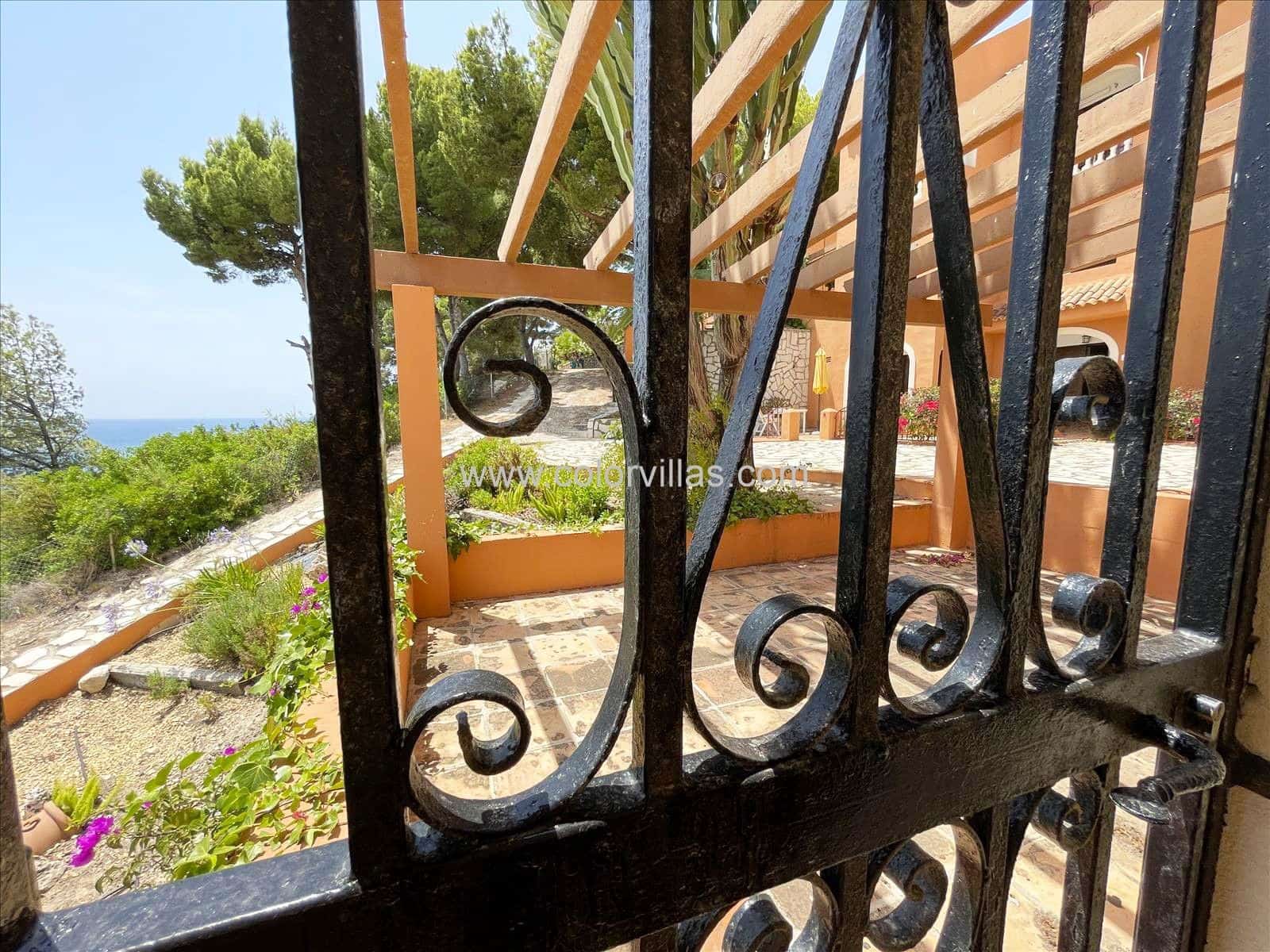 3 soverom Kjedet enebolig til salgs i Calpe / Calp - € 499 000 (Ref: 9414648)