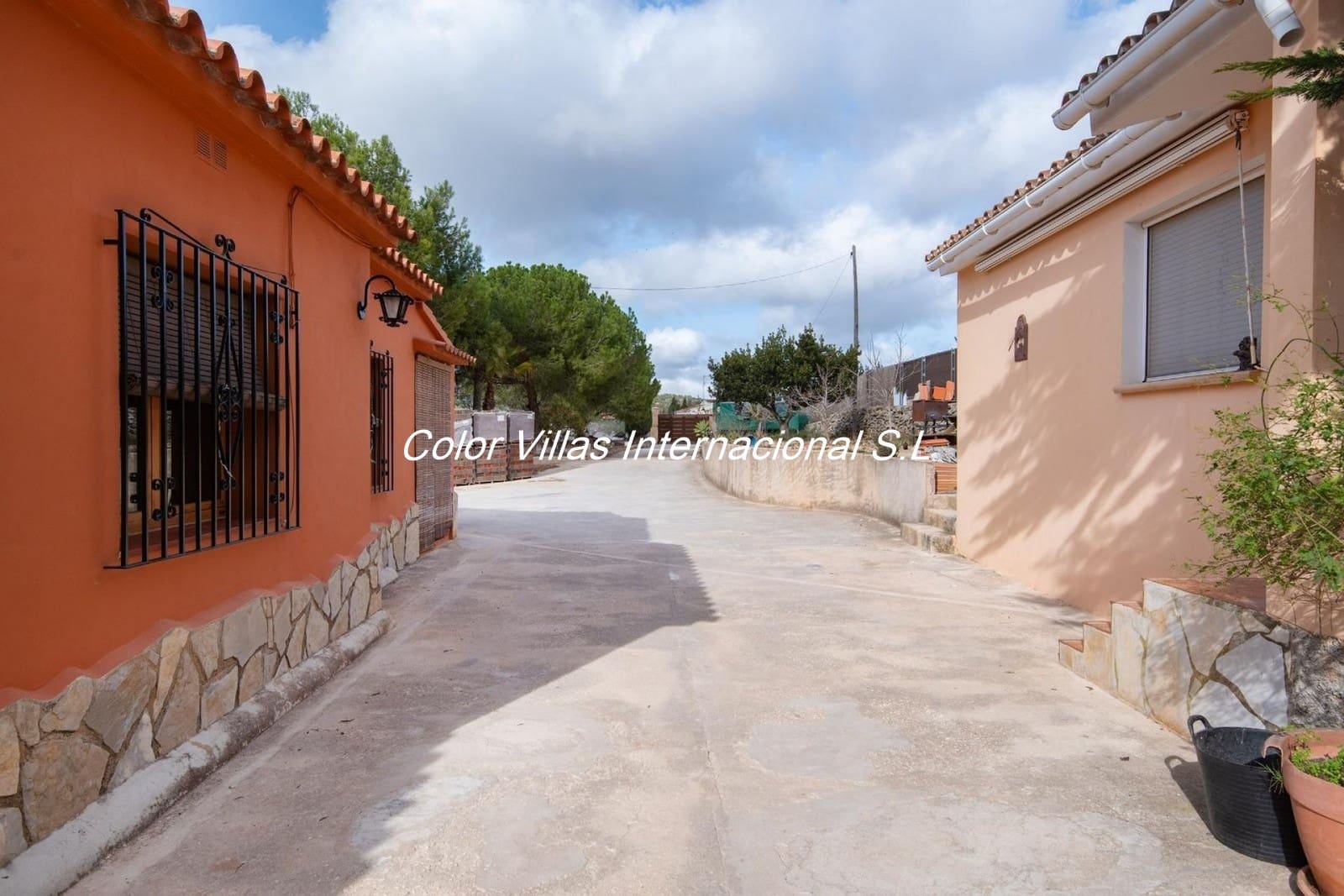 Finca/Country House for sale in Benissa with garage - € 499,000 (Ref: 9414654)