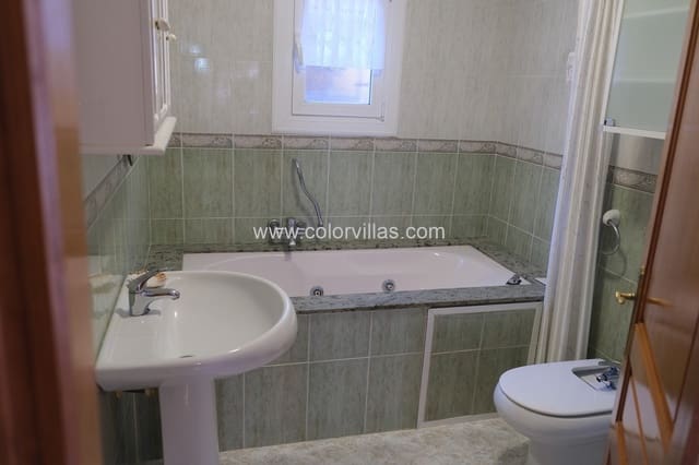 Chalet de 5 habitaciones en Benissa en venta con garaje - 545.000 € (Ref: 9414656)