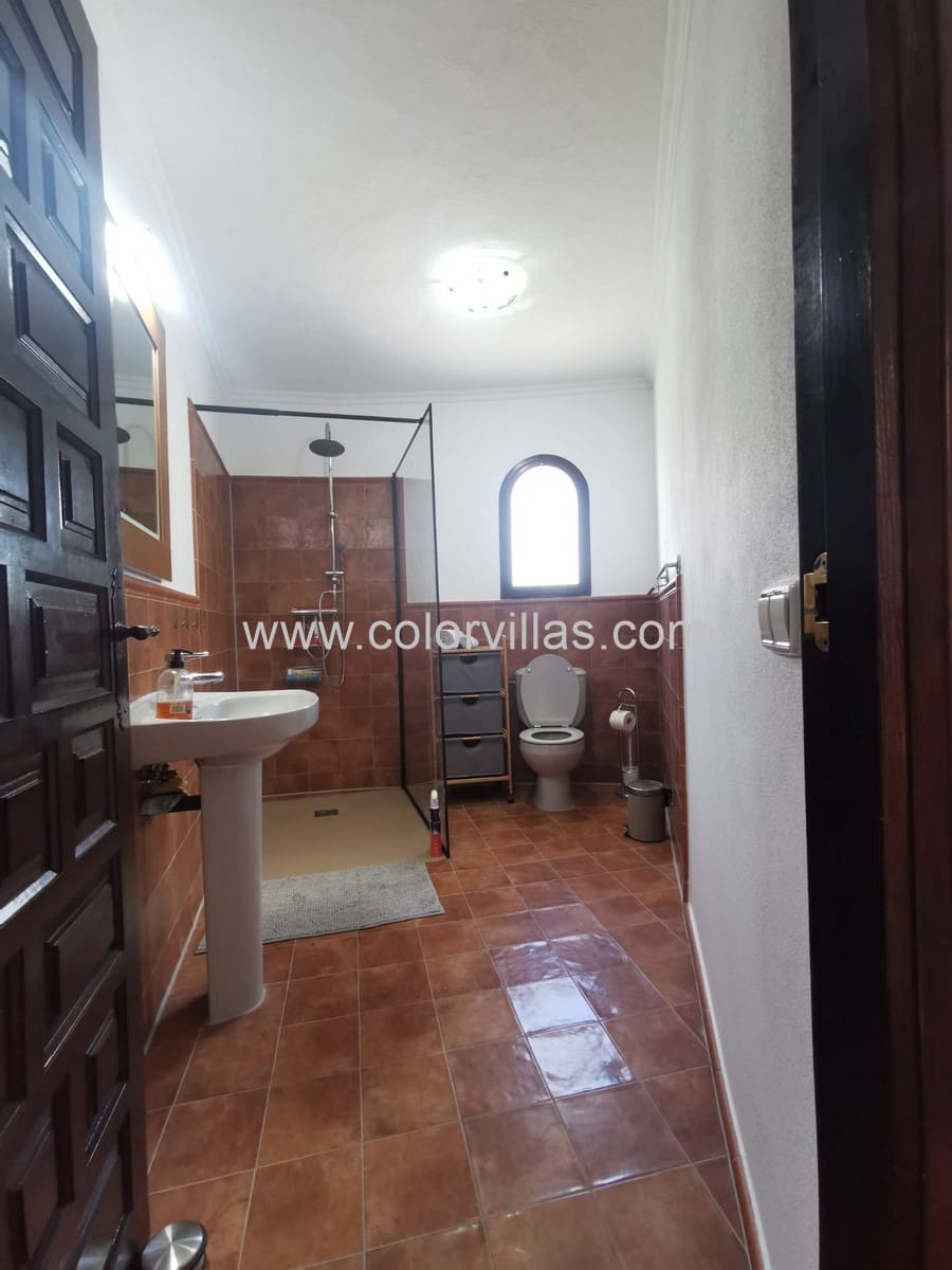 Chalet de 6 habitaciones en Cumbre del Sol en venta - 690.000 € (Ref: 9414660)