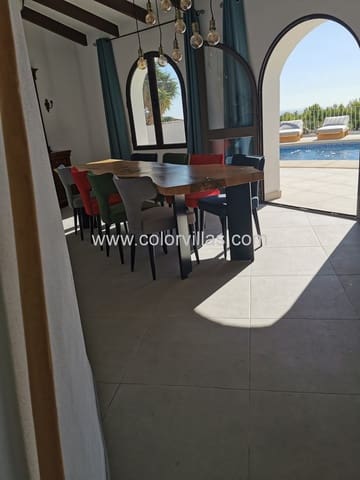 Chalet de 6 habitaciones en Cumbre del Sol, Benitachell / Benitatxell en venta - 690.000 € (Ref: 9414660)