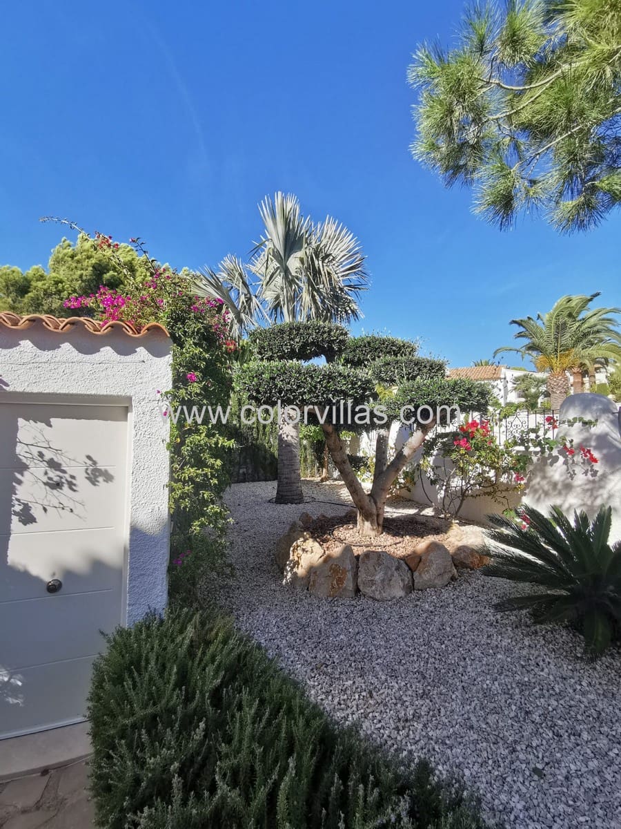 Chalet de 6 habitaciones en Cumbre del Sol en venta - 690.000 € (Ref: 9414660)
