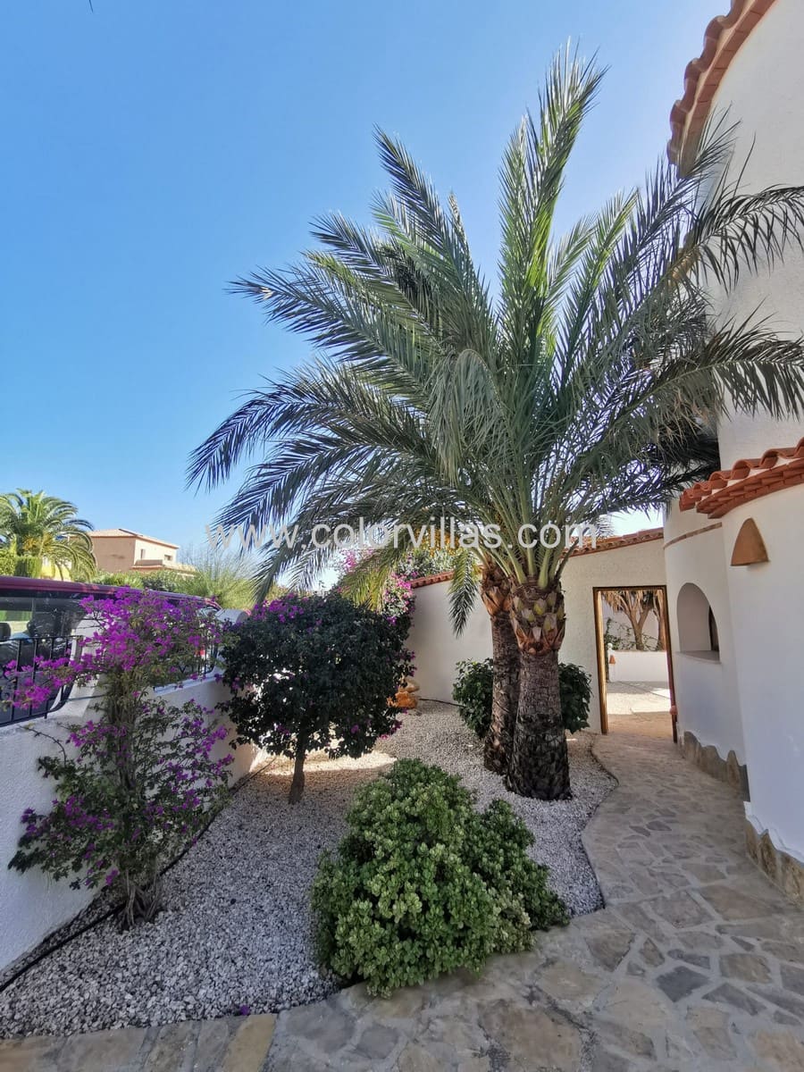 Chalet de 6 habitaciones en Cumbre del Sol en venta - 690.000 € (Ref: 9414660)