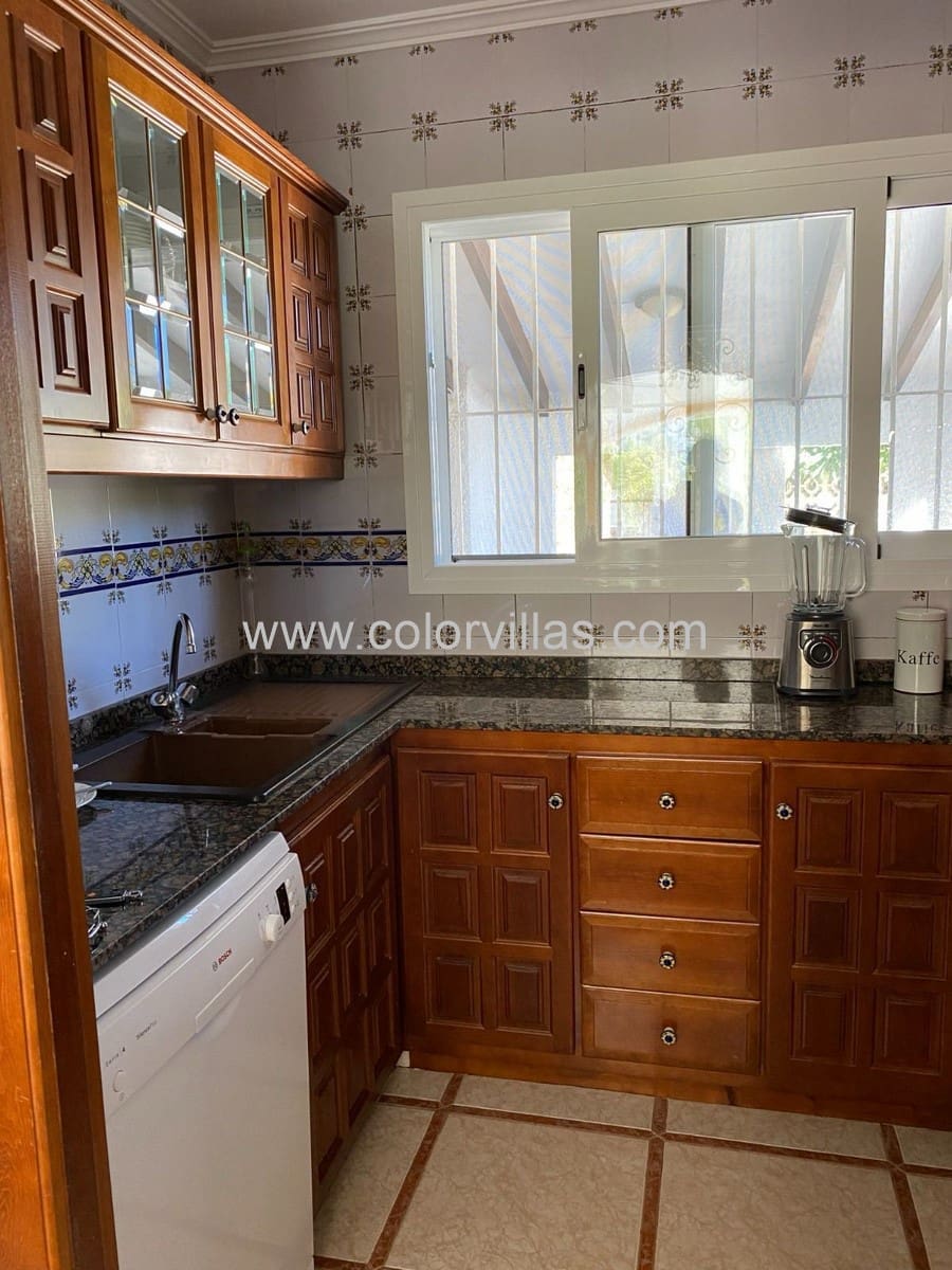 4 sypialnia Willa na sprzedaż w Benissa z basenem garażem - 1 130 000 € (Ref: 9414661)