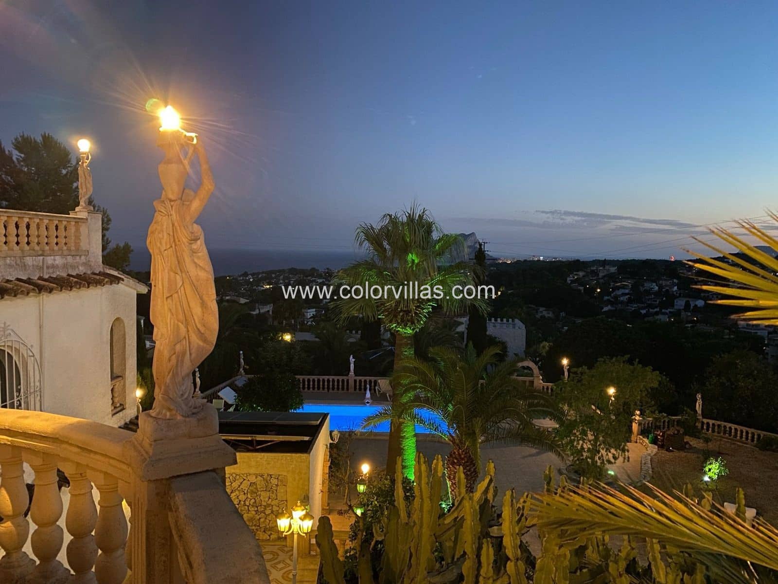 4 sypialnia Willa na sprzedaż w Benissa z basenem garażem - 1 130 000 € (Ref: 9414661)