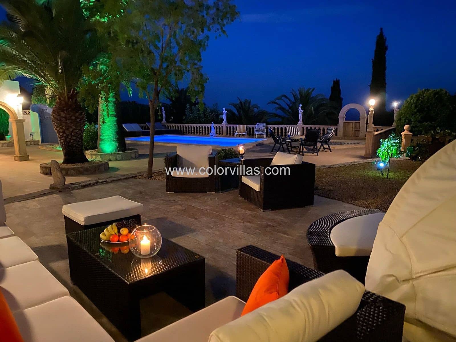 4 sypialnia Willa na sprzedaż w Benissa z basenem garażem - 1 130 000 € (Ref: 9414661)