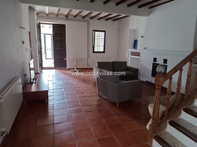 6 bedroom Villa for sale in Benissa with garage - € 798,000 (Ref: 9414663)