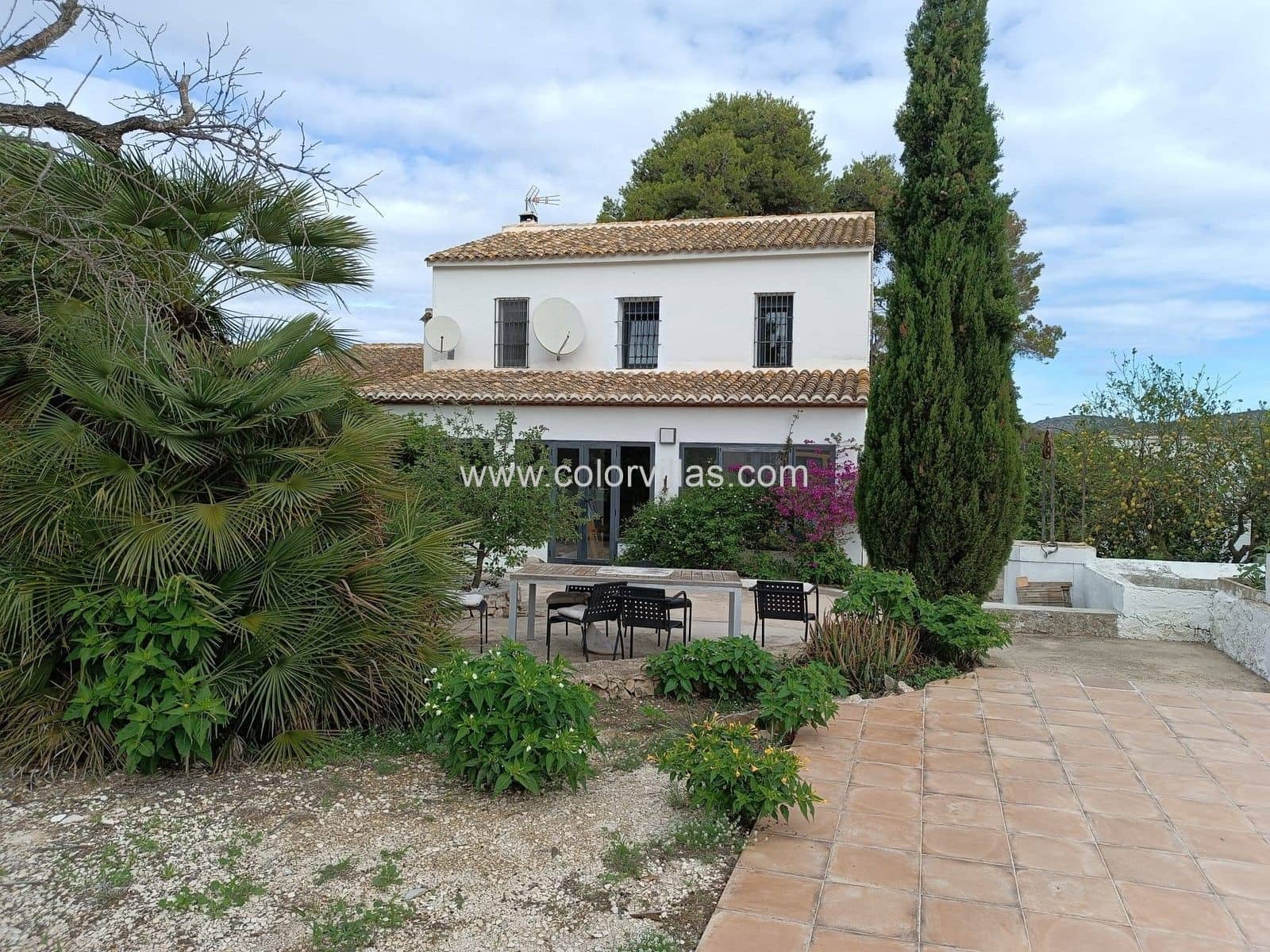 6 bedroom Villa for sale in Benissa with garage - € 798,000 (Ref: 9414663)